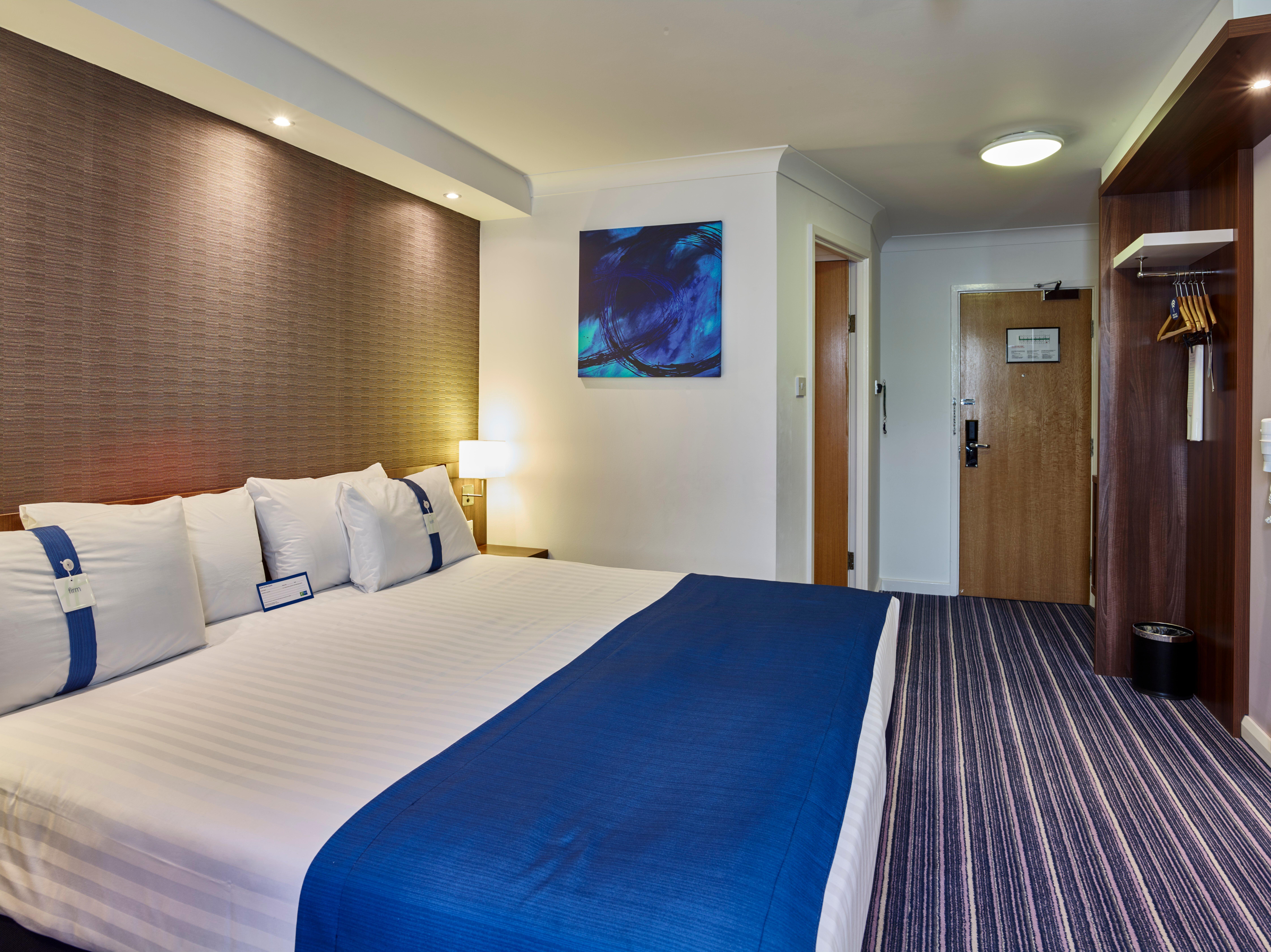 Holiday Inn Express Glenrothes By Ihg Экстерьер фото